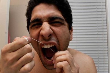 flossing-man-agony-face-resize