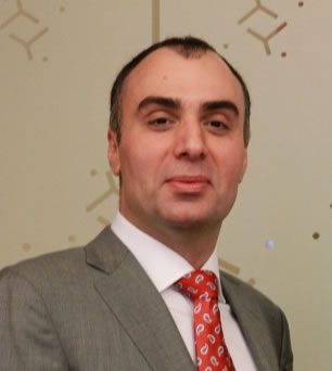 Dr. Payam Deljoui