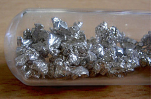 sample of metallic looking calcium