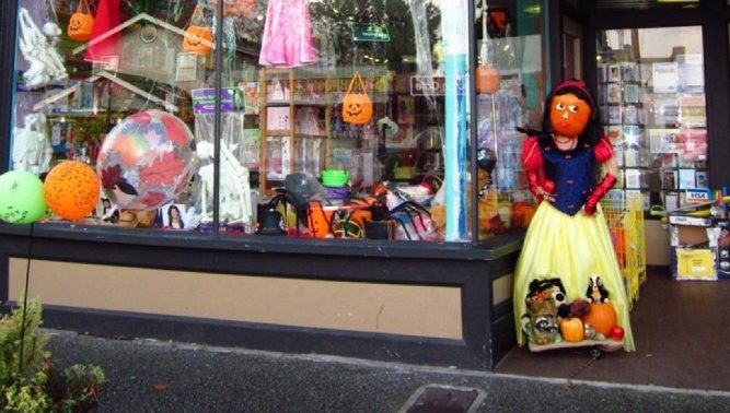 Steveston Scarecrow Crawl in Richmond
