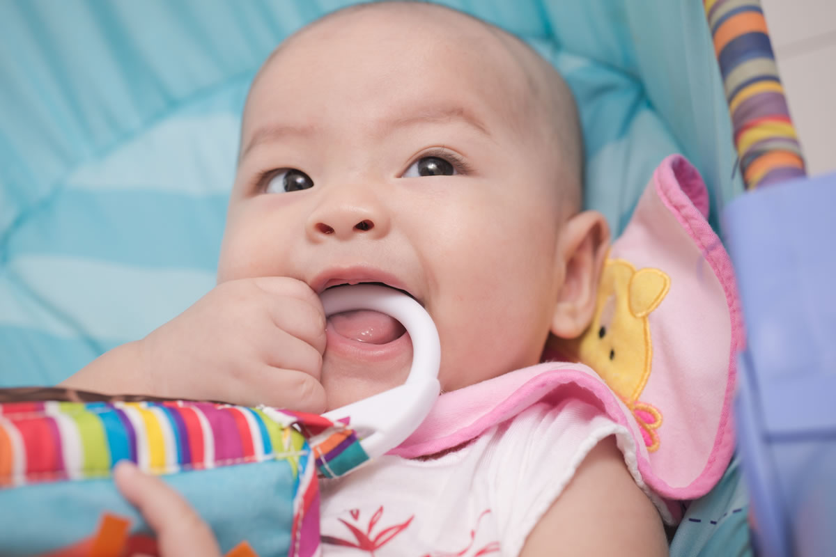 Teething pain can make babies extremely cranky
