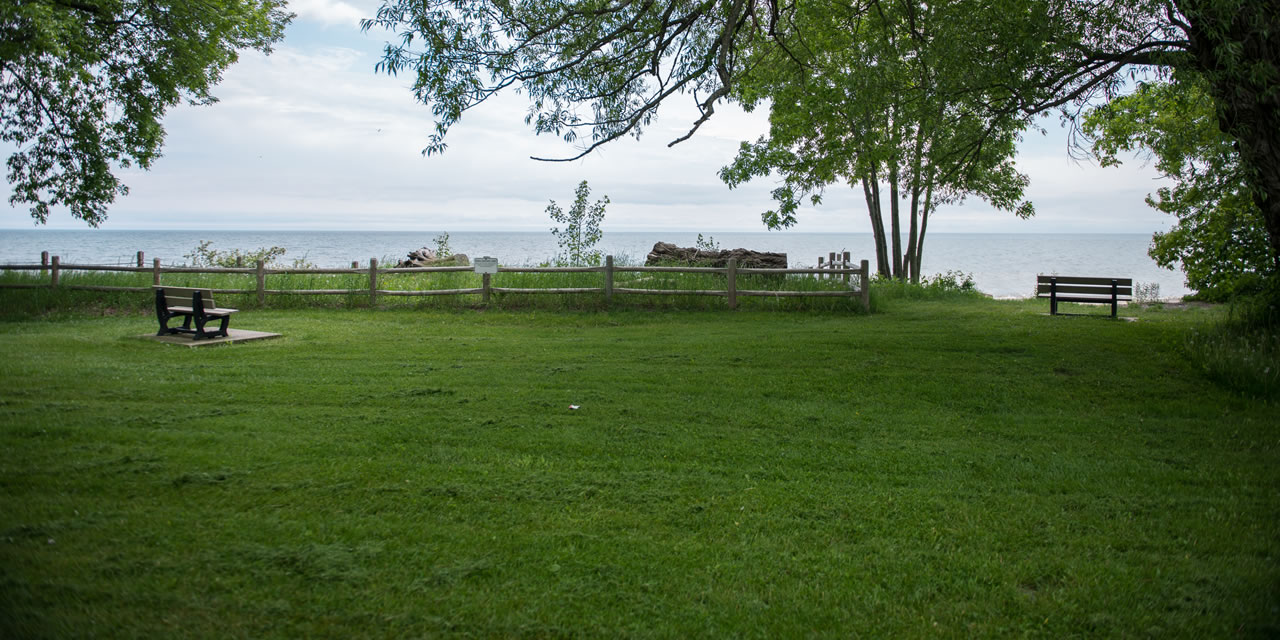 Ajax Ontario, park on edge of Lake Ontario