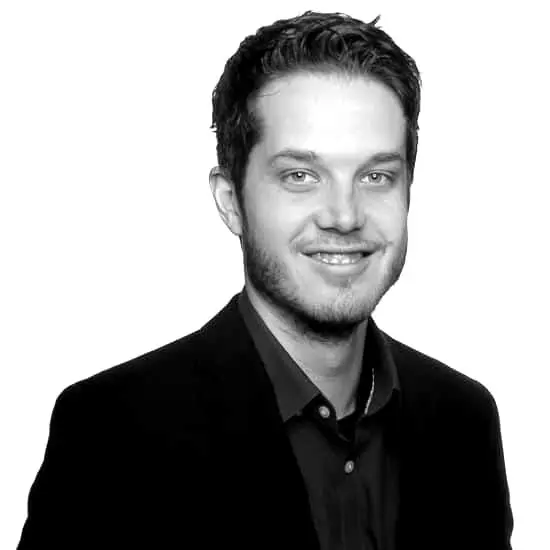Dr. David Holmes