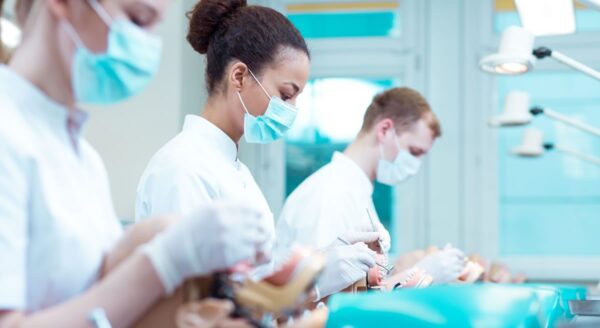 How Many Different Kinds of Dentists are There?